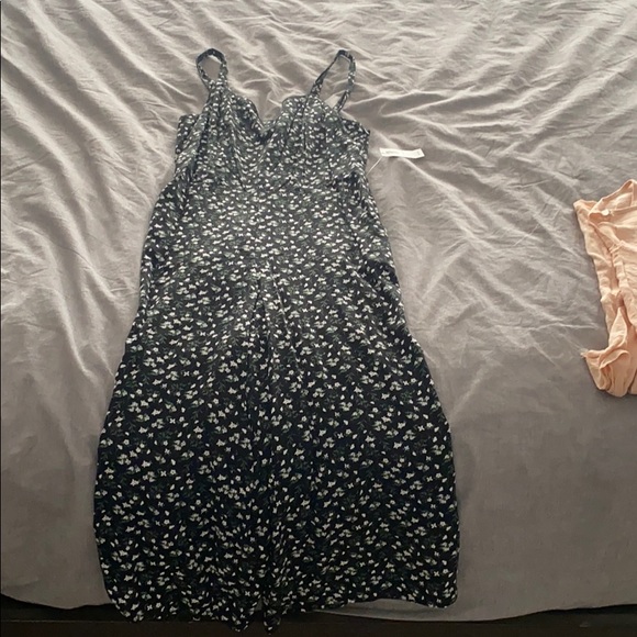 Old Navy Pants - Summer pant suit